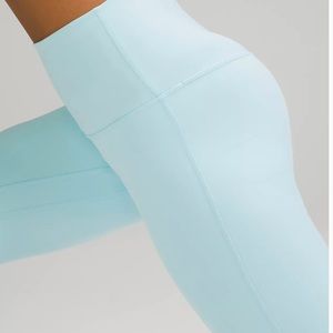 NWTs LULULEMON Align HR Pant 25” Ice Blue Size 6 NWT